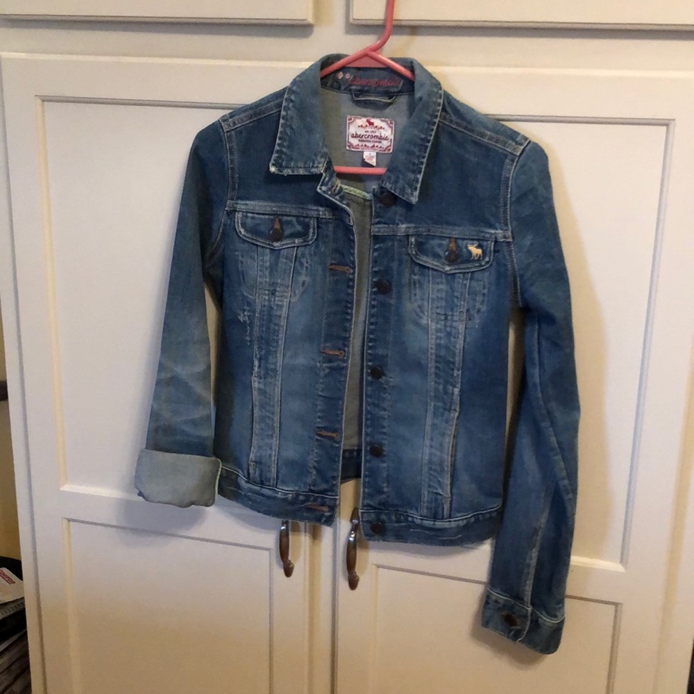Abercrombie Medium Wash Distressed Jean Jacket L